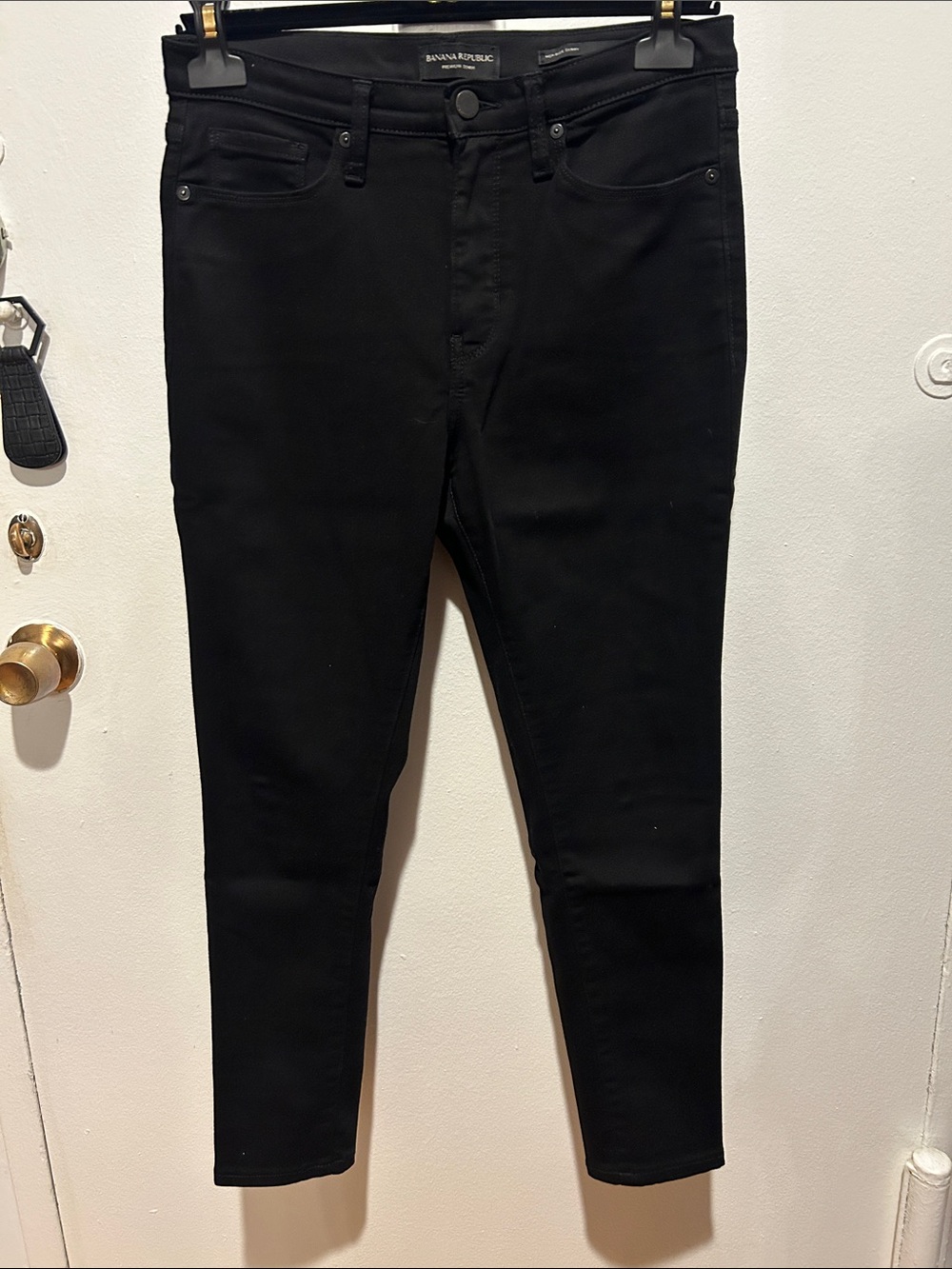 Banana Republic Black Skinny Jeans size 28